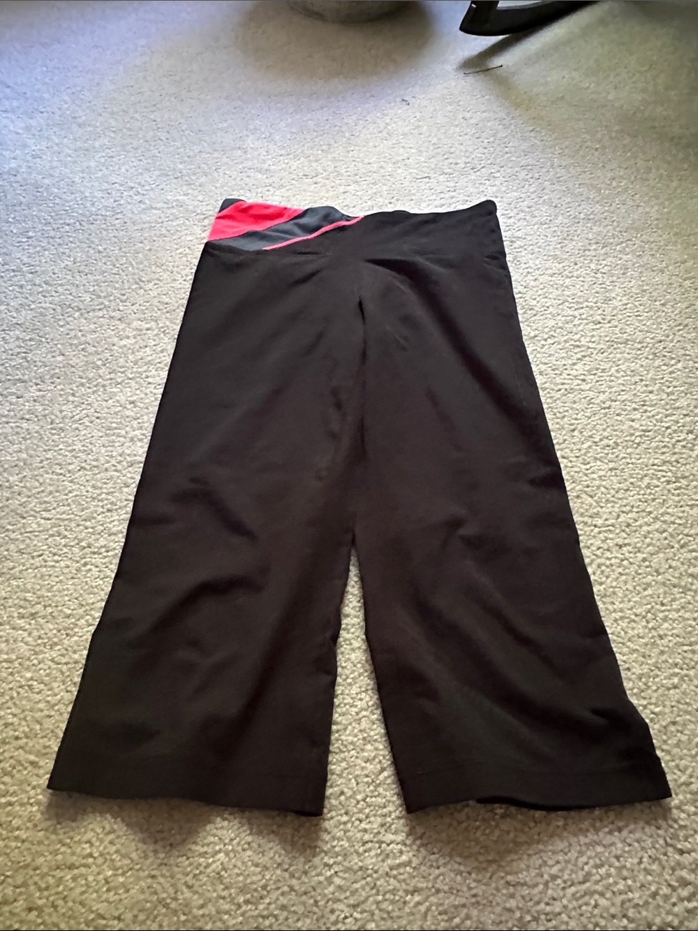 Under Armour Black Wide-Leg Leggings with Red Accent